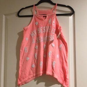 Justice My Bestie is a Seahorse tank size 10